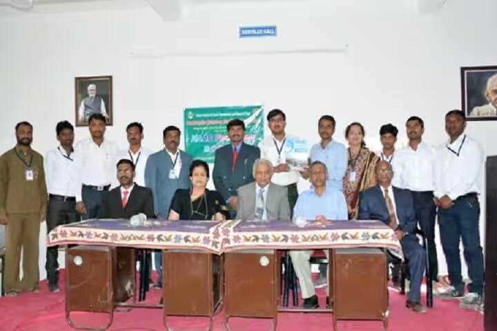 Rashtrapita Mahatma Gandhi College, Karjat campus photo 5