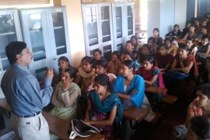Government First Grade Women's College, Vijayanagara campus photo 2