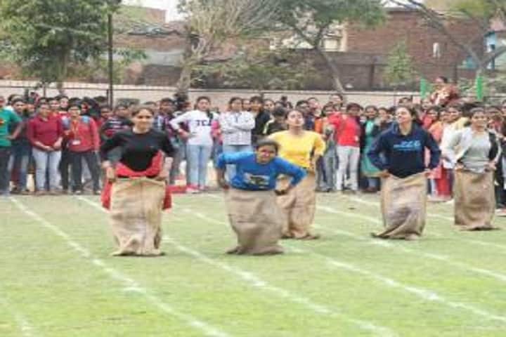 KL Mehta Dayanand College for Women, Faridabad campus photo 5