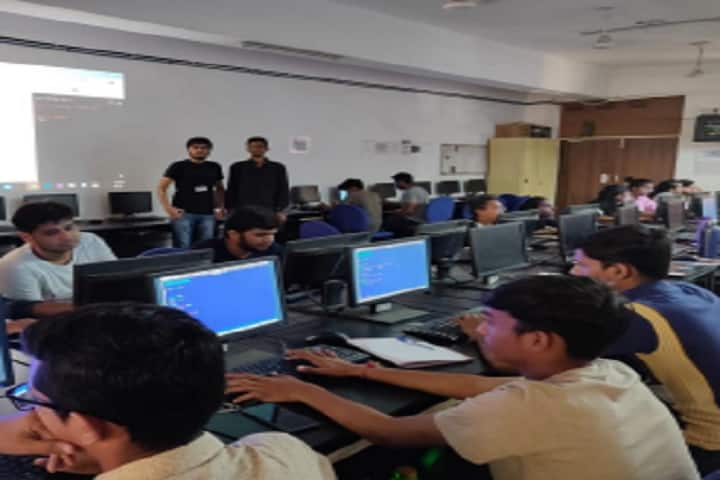 SAL Engineering and Technical Institute, Ahmedabad campus photo 5