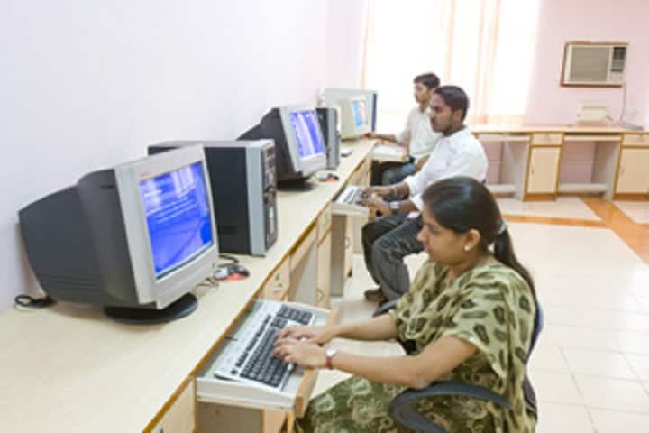Hanagal Shri Kumareshwar College of Pharmacy, Bagalkot campus photo 4