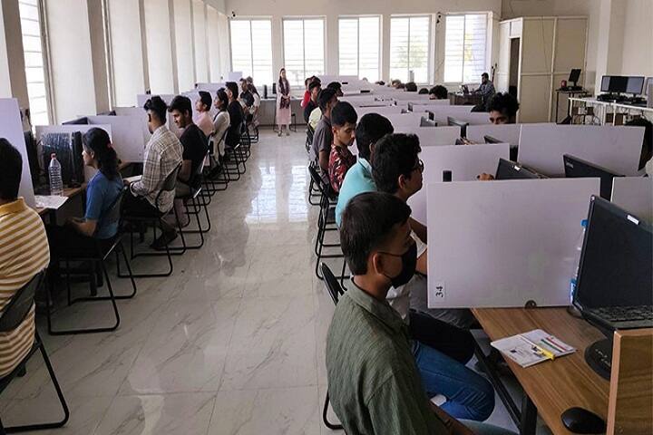 MKD Arts, Commerce, Science and Fashion Designing College, Virchak campus photo 2