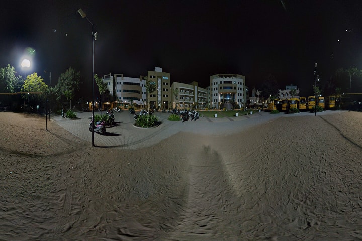 Shree Swaminarayan College of Commerce and Management, Bhavnagar campus photo 5