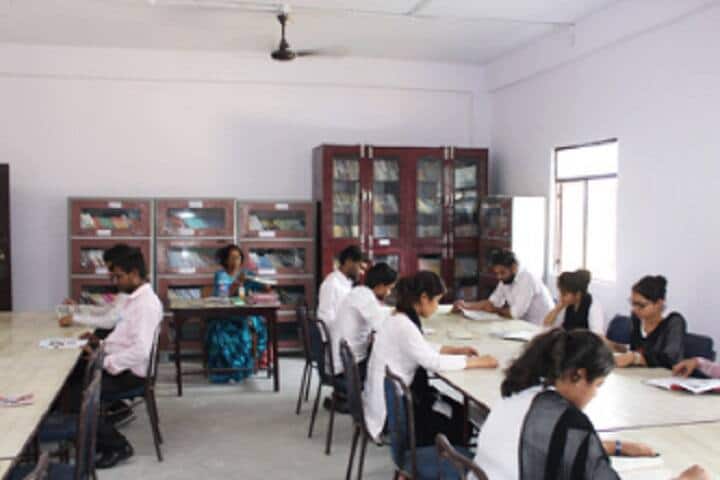St Mother Teresa Law Degree College, Lucknow campus photo 6