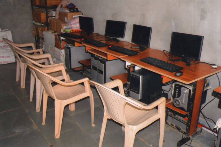Utkarsh College, Sandlai Bari campus photo 3