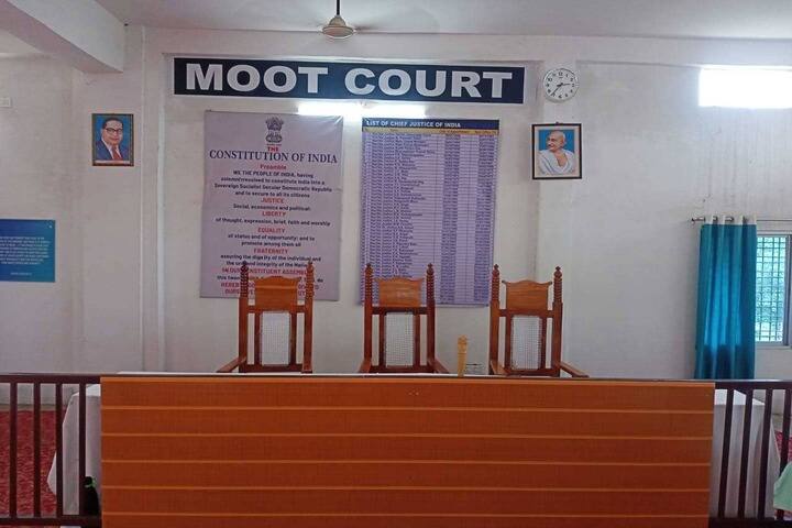 Shivlok Shrinet Law College, Mirzapur campus photo 2