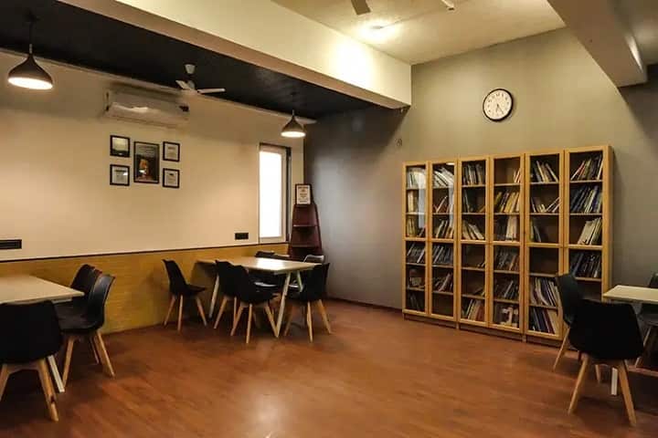 Bakliwal Foundation College of Arts, Commerce and Science, Navi Mumbai campus photo 3
