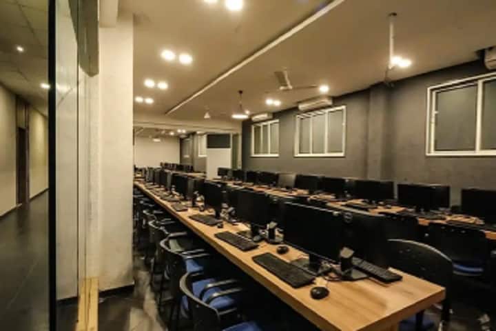 Bakliwal Foundation College of Arts, Commerce and Science, Navi Mumbai campus photo 5