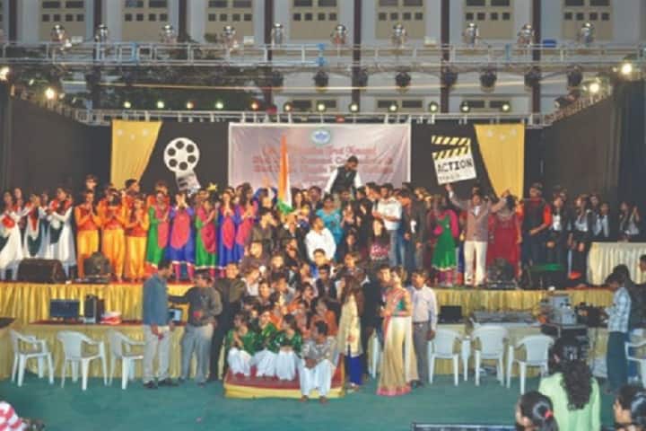 Shri GH Gosrani Commerce College and Shri DD Nagda BBA College, Jamnagar campus photo 4