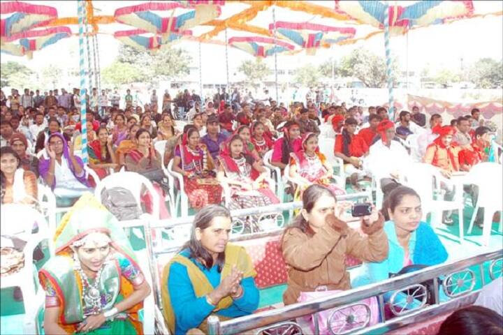 Smt Savitaben Chunibhai Patel Fartikuiwala Commerce College, Dabhoi campus photo 4