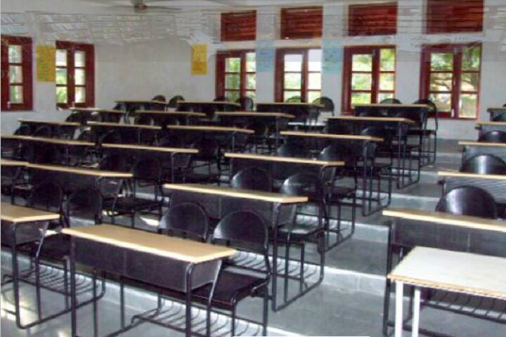 Smt DH Kabariya Arts Mahila College, Amreli campus photo 4