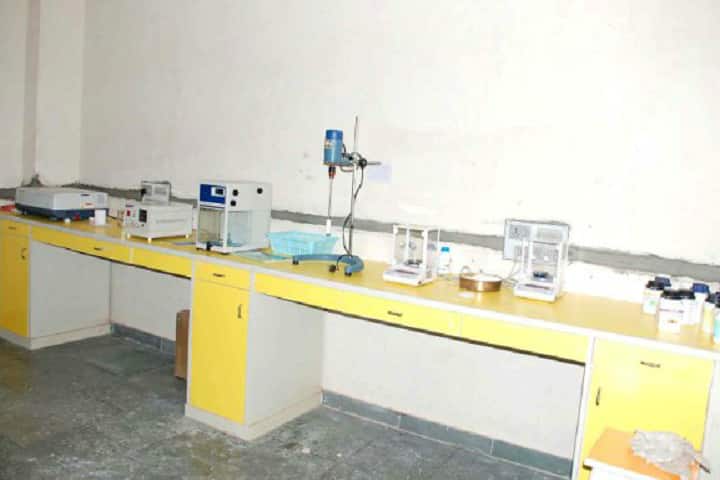 Smt DH Kabariya Arts Mahila College, Amreli campus photo 5
