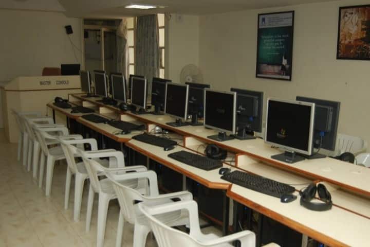 HM Patel Institute of English Training and Research, Anand campus photo 3