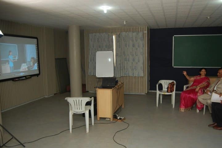 HM Patel Institute of English Training and Research, Anand campus photo 5