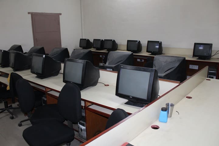 CP Patel and FH Shah Commerce College, Anand campus photo 6
