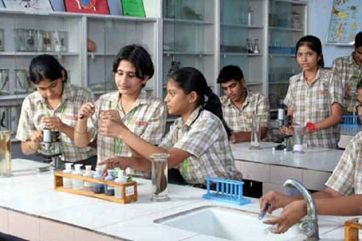 Seth Ram Kishan Dhanuka Girls College, Fatehpur campus photo 2