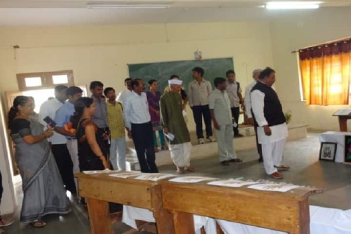 KLE Society's Shri Mrityunjaya College of Arts and Commerce, Dharwad campus photo 2