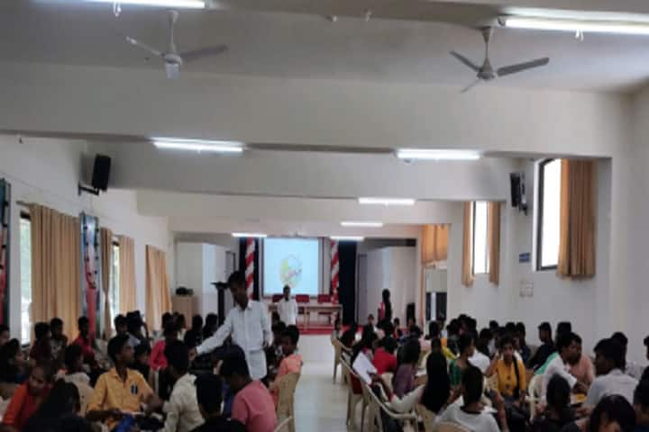 KLE Society's Shri Mrityunjaya College of Arts and Commerce, Dharwad campus photo 5