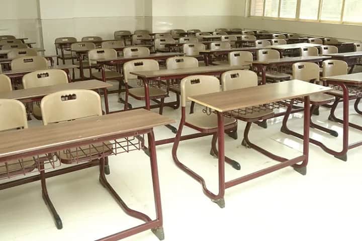 Thakur Specialized Degree College, Mumbai campus photo 3