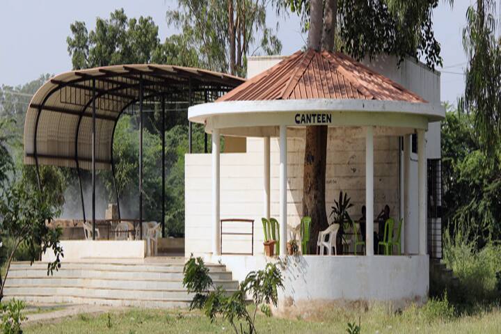 KLE Society's College of Arts and Commerce, Gadag campus photo 3