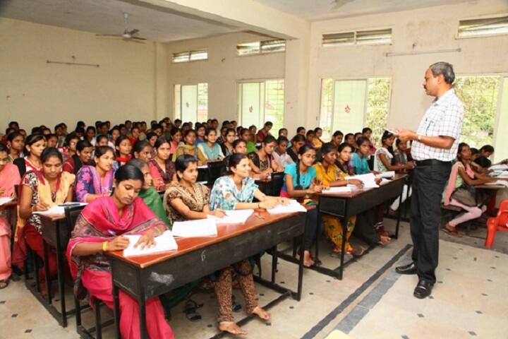 Smt Allum Sumangalamma Memorial College for Women, Bellary campus photo 4