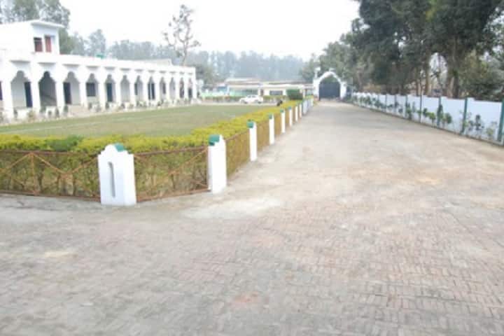 Sahas Degree College, Amroha campus photo 2