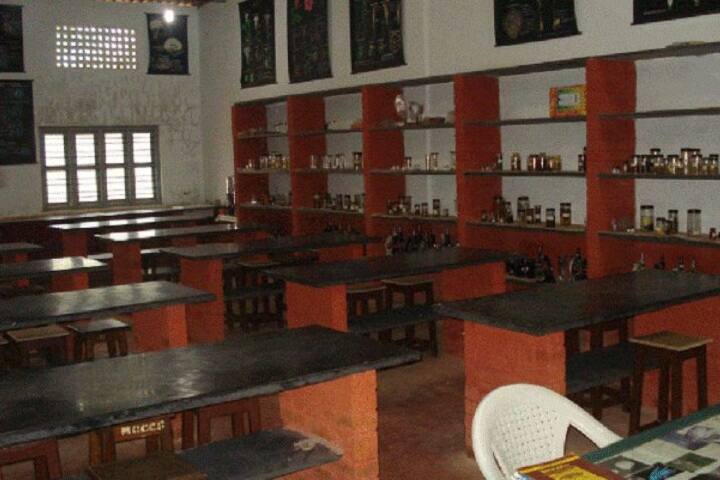 Mahatma Gandhi Centenary Arts Commerce and Ganesh Hegde Dodmane Science College, Siddapura campus photo 4