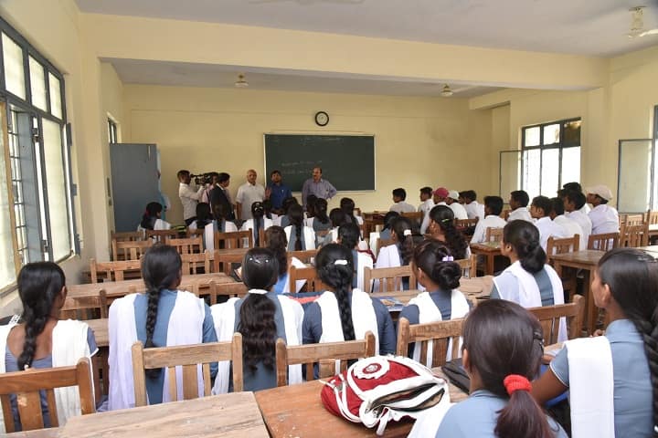 Swami Karpatri Ji Maharaj Government Degree College, Raniganj campus photo 2