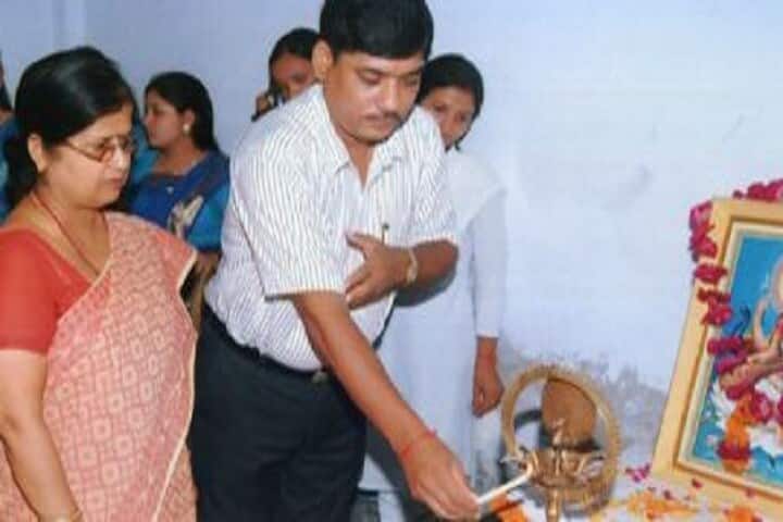 Shaym Narayan Urmila Girls Teacher Training College, Faizabad campus photo 5