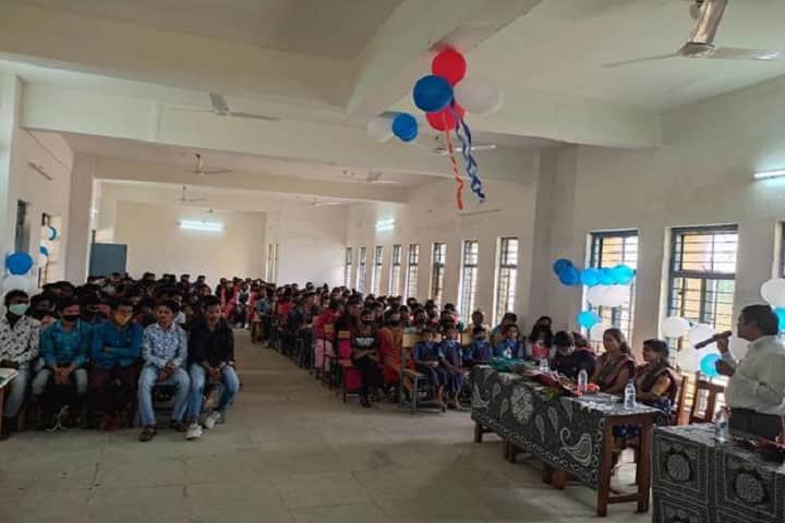Government Naveen College, Tokapal campus photo 3