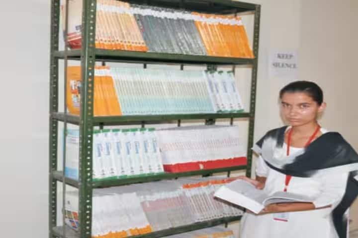 Shanti Devi Jain Degree College, Muzaffarnagar campus photo 4