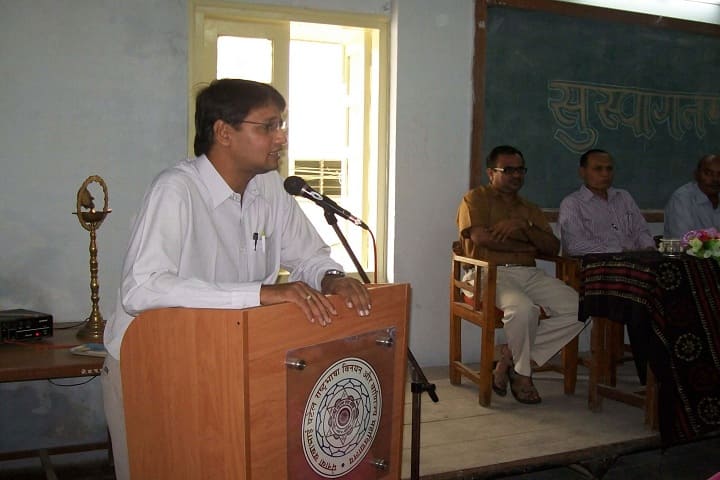 Menaba Bababhai Patel Rashtrabhasha Arts and Commerce College, Ahmedabad campus photo 6