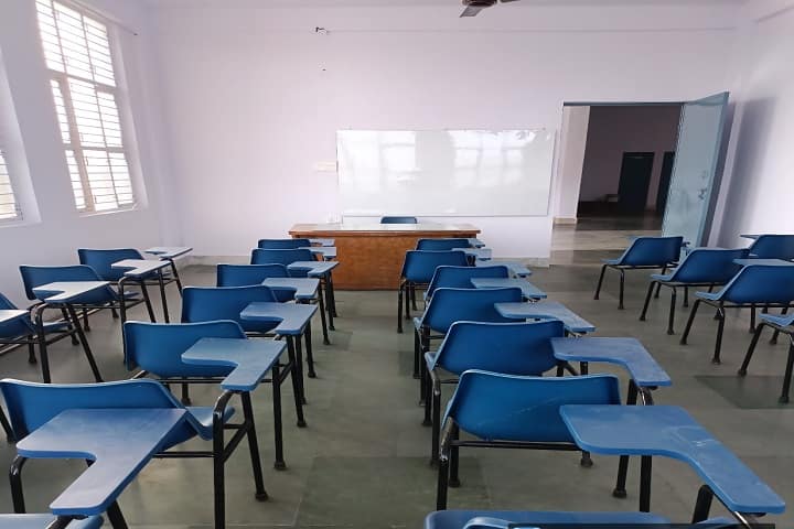 Smt Mohan Kaur College of Law, Baghpat campus photo 4