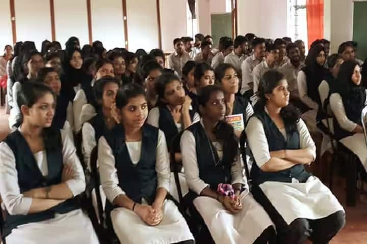 St Josephs Institute of Science Arts and Technology, Kannur campus photo 2