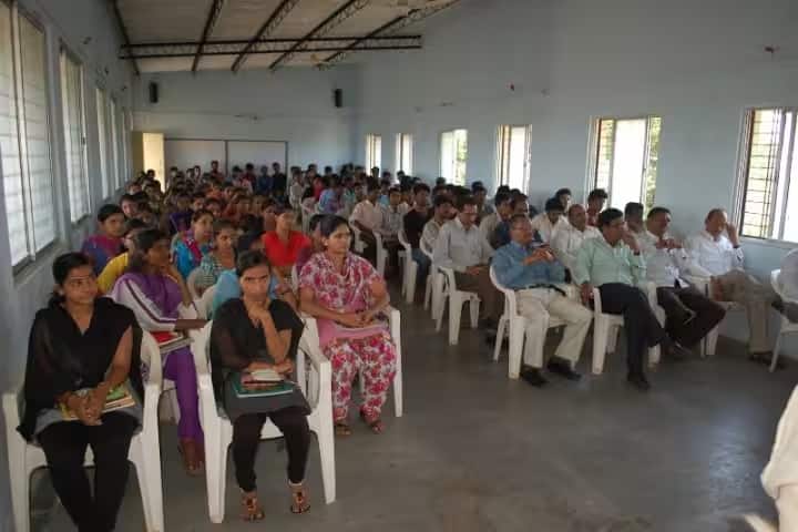 SVE Society's BR Darur First Grade College, Harugeri campus photo 3