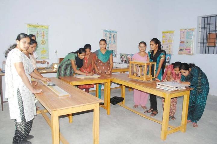 Srajan Mahavidhyalaya, Lavkush Nagar campus photo 4
