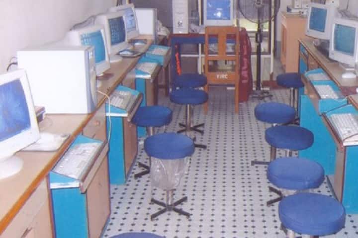 Vijaygarh Jyotish Ray College, Kolkata campus photo 3