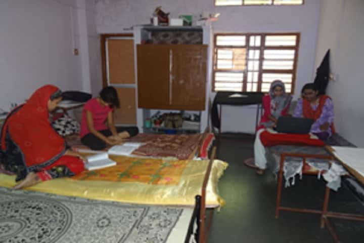 SECAB Association's ARS Inamdar Arts Science and Commerce College for Women, Bijapur campus photo 6