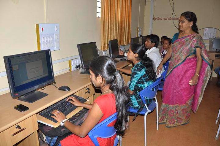 SJMV Mahanta First Grade Arts and Commerce College, Dharwad campus photo 3