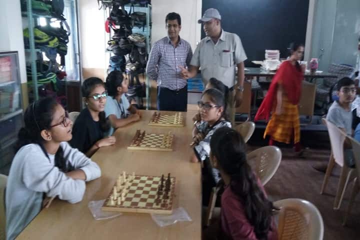 Prof VB Shah Institute of Management, RV Patel College of Commerce, VL Shah College of Commerce, RK Shah Women's Arts College, Surat campus photo 4
