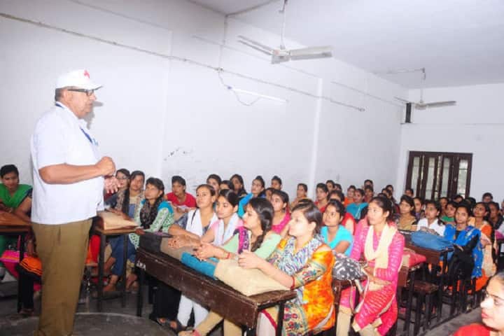 Saraswati Mahila Mahavidyalaya, Palwal campus photo 4