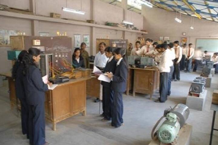 Latthe Education Society's Polytechnic, Sangli campus photo 3
