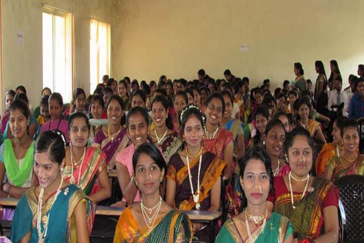 Maratha Mandal's Arts and Commerce College, Khanapur campus photo 3