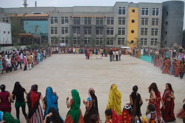 Shri KK Shastri Government Commerce College, Maninagar campus photo 5