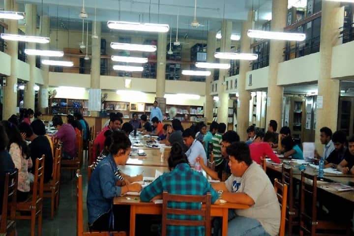 St Andrew's College of Arts Science and Commerce, Mumbai campus photo 6