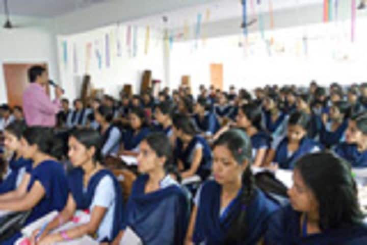 HLM Girls College, Ghaziabad campus photo 6
