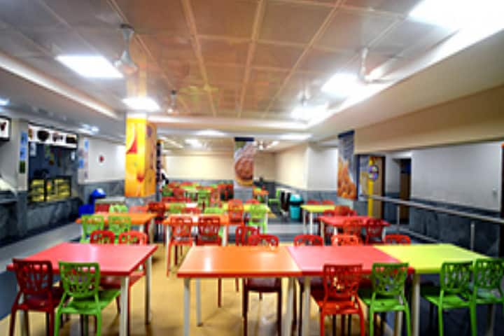 S M Shetty College of Science Commerce and Management Studies, Mumbai campus photo 4