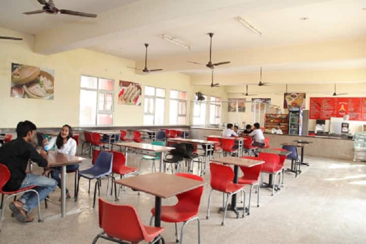 Shamsher Bahadur Saxena College of Law, Rohtak campus photo 2