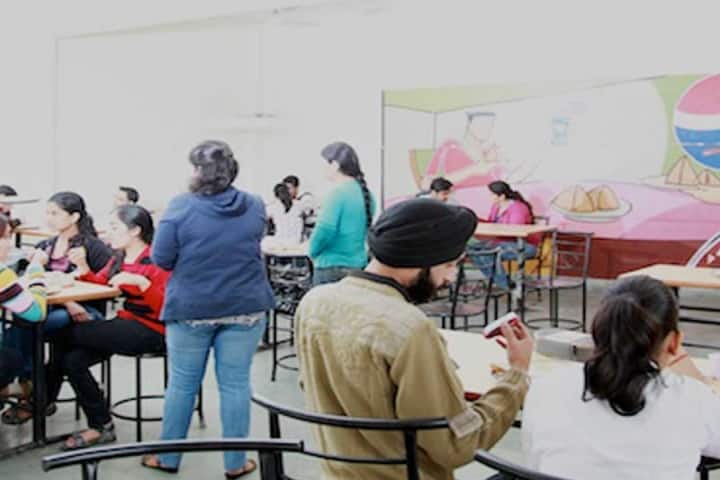 Guru Nanak Institute of Management, New Delhi campus photo 3