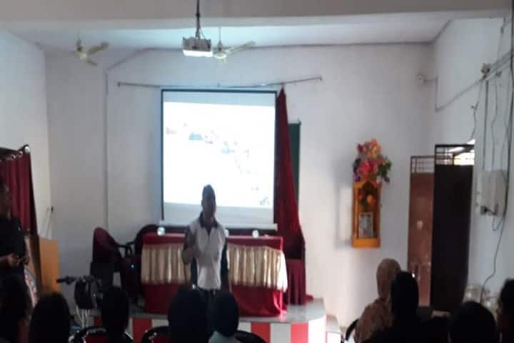 Women's College, Rayagada campus photo 3
